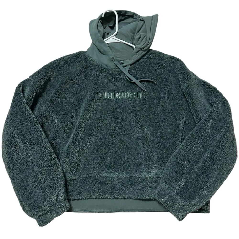 Lululemon Textured Fleece Embroidered
Logo Hoodie Smoked Spruce - Picture 6 of 9